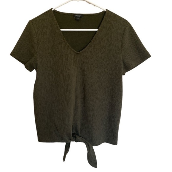 Ann Taylor Olive Short Sleeve Top - Picture 1 of 6